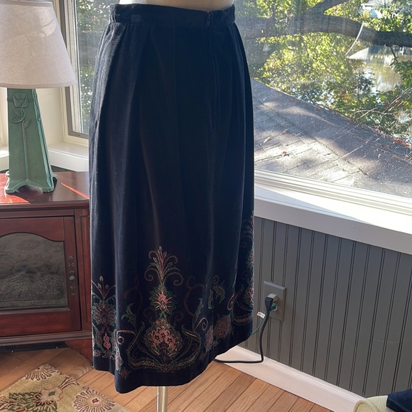 VINTAGE VELVET 1970’s Skirt SZ 4 - Picture 2 of 10